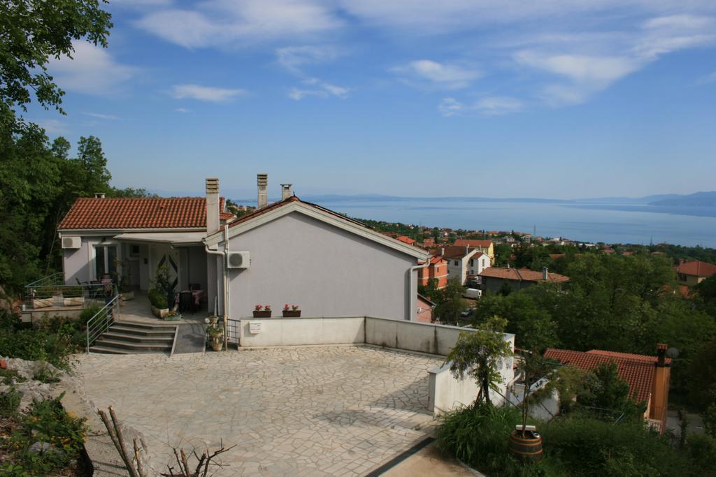 Apartments Bellavista Matulji Oda fotoğraf